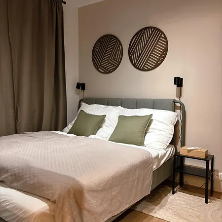 Ve Dvoře S Vlastní Saunou Apartmán *